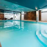 In Mit Geraeumigem Balkon Und Weitem Blick By Interhome Appartement Chamonix