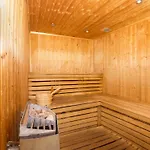 In Mit Geraeumigem Balkon Und Weitem Blick By Interhome * Chamonix
