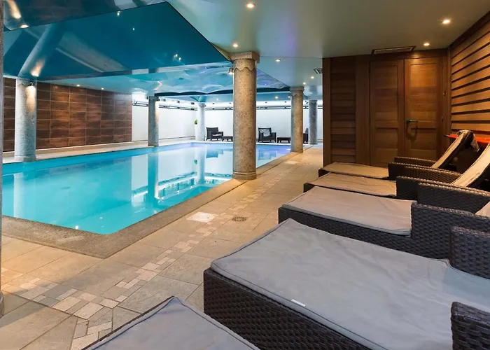 In Mit Geraeumigem Balkon Und Weitem Blick By Interhome Appartamento Chamonix